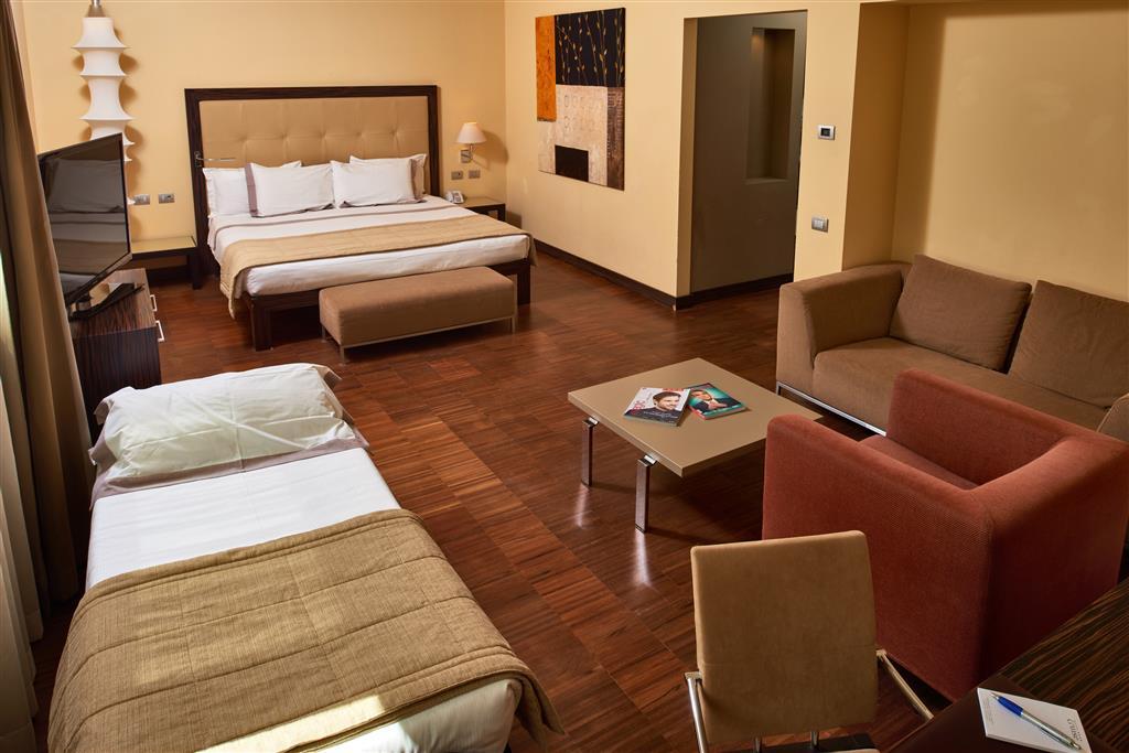 Hotel Cruise 4*