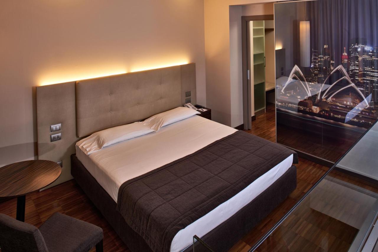 Hotel Cruise 4*