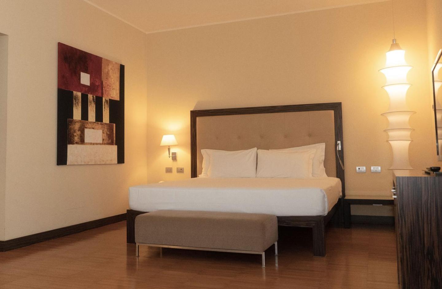 Cruise Hotel