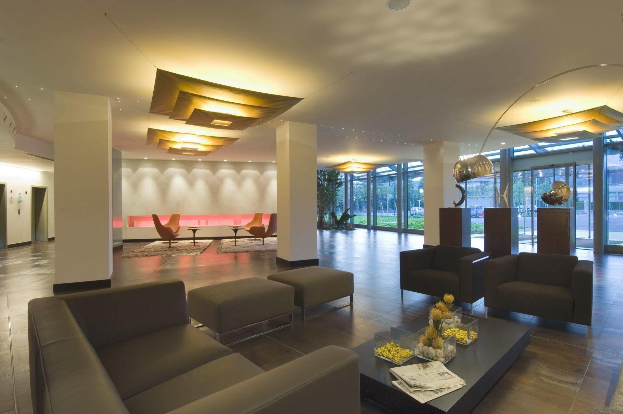 Hotel Cruise 4*